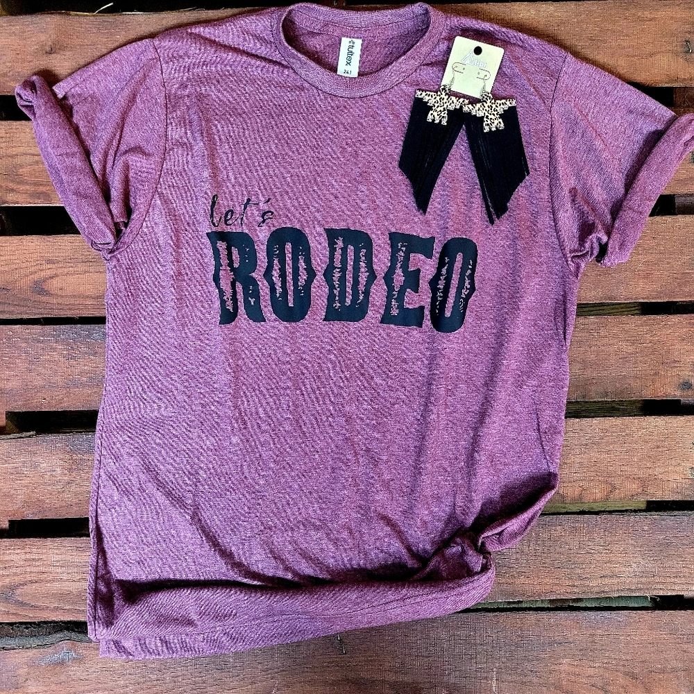 Let's Rodeo Cowgirl Short Sleeve Tee NWOT
